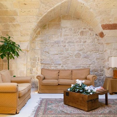 Casa Mamma Elvira Bed and Breakfast Lecce Eksteriør billede