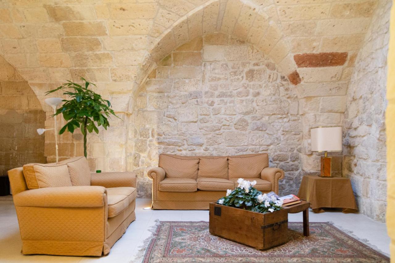 Casa Mamma Elvira Bed and Breakfast Lecce Eksteriør billede