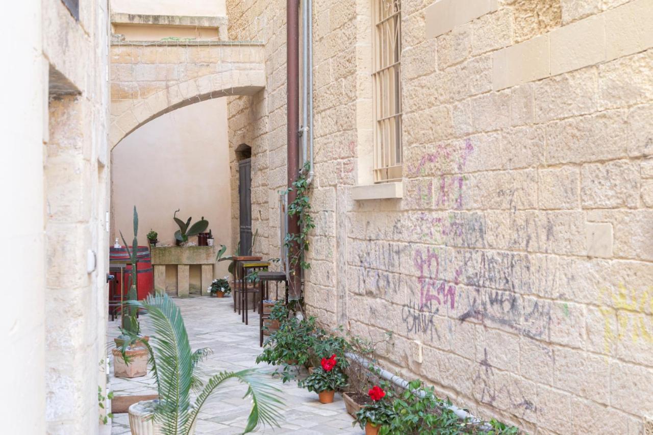 Casa Mamma Elvira Bed and Breakfast Lecce Eksteriør billede
